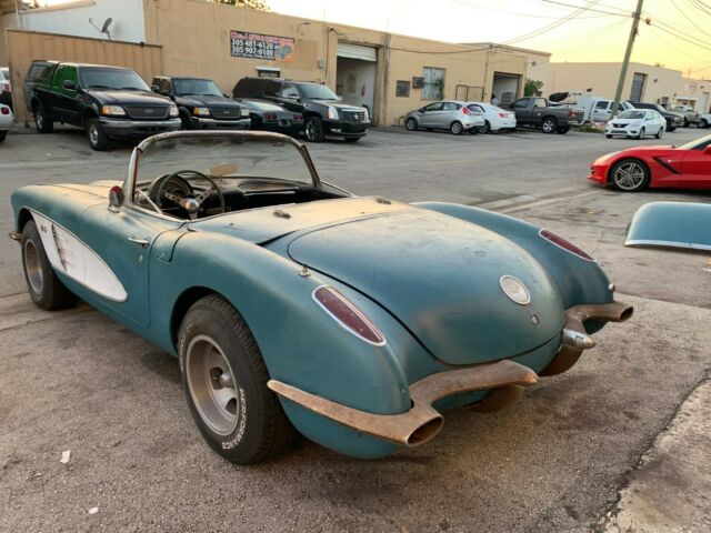 1960 Chevrolet Corvette - photo 6