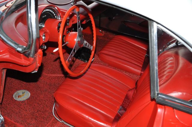 1960 Chevrolet Corvette - photo 12