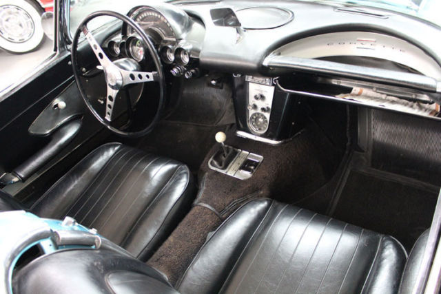 1960 Chevrolet Corvette - photo 3