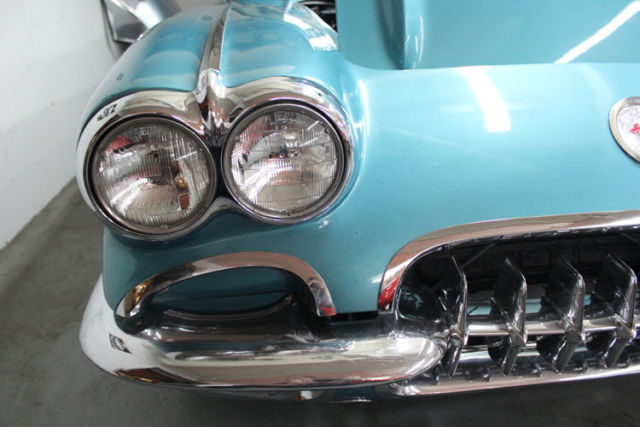 1960 Chevrolet Corvette - photo 5