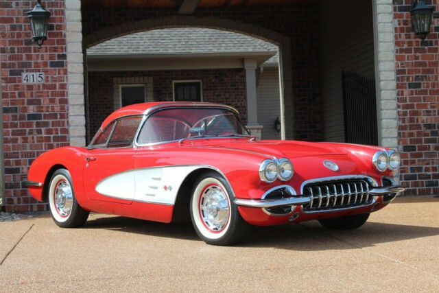 1960 Chevrolet Corvette - photo 2