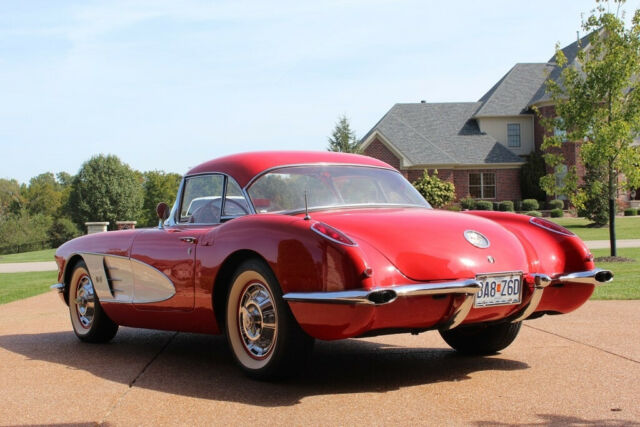 1960 Chevrolet Corvette - photo 3