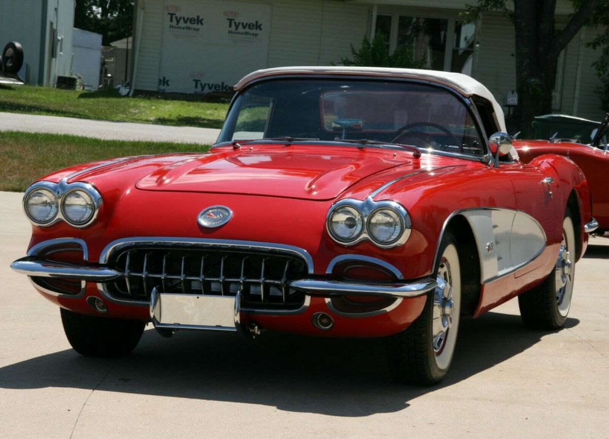 1960 Chevrolet Corvette - photo 2