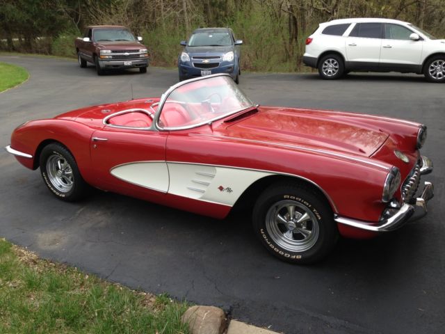 1960 Chevrolet Corvette - photo 2