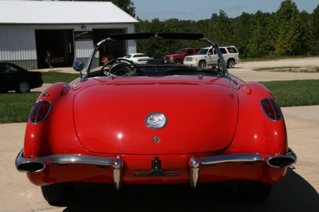 1960 Chevrolet Corvette - photo 5