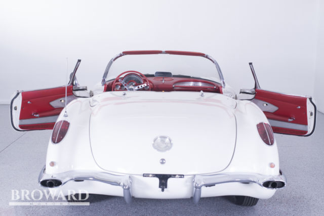 1960 Chevrolet Corvette - photo 11