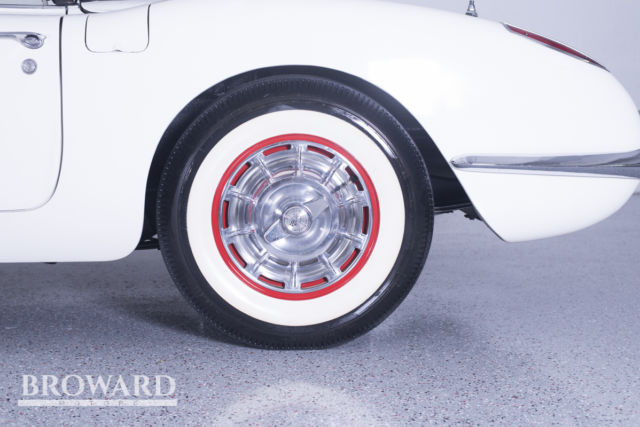1960 Chevrolet Corvette - photo 12