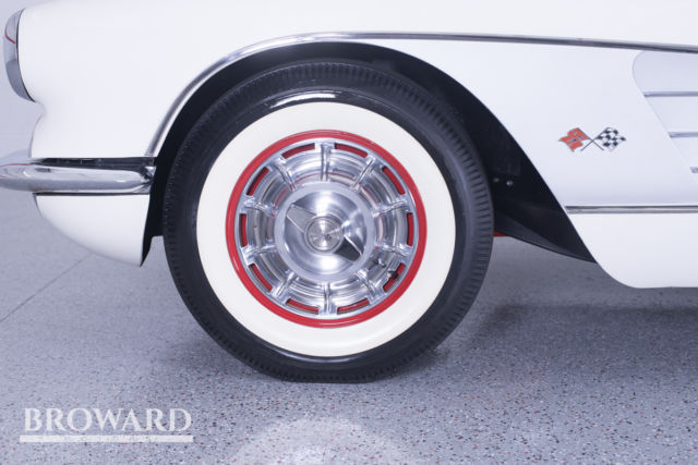 1960 Chevrolet Corvette - photo 13