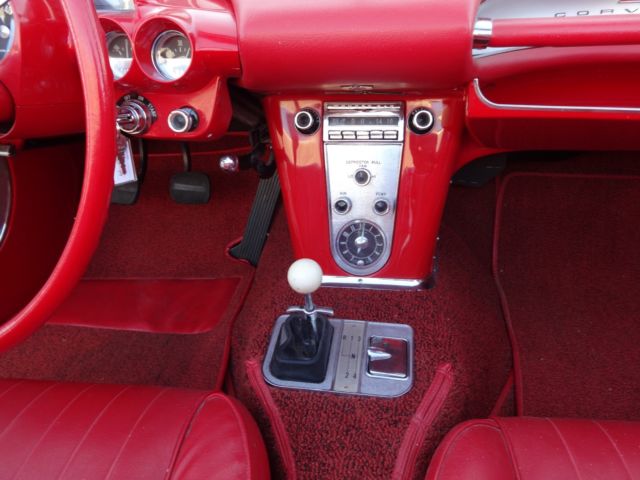 1960 Chevrolet Corvette Base - photo 11