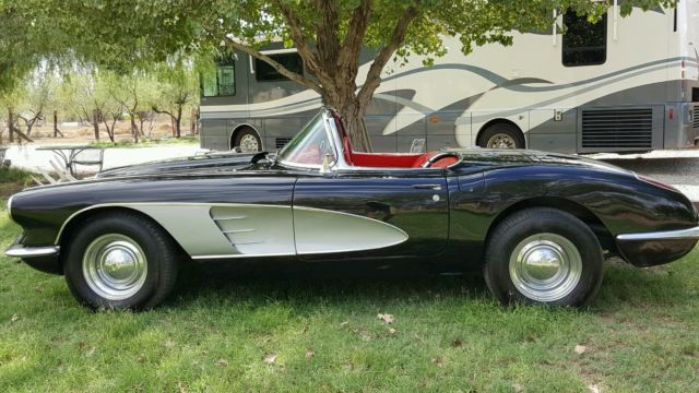 1960 Chevrolet Corvette Convertible - photo 6