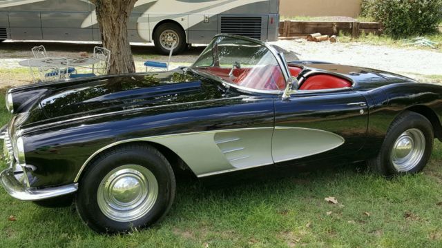 1960 Chevrolet Corvette Convertible - photo 7