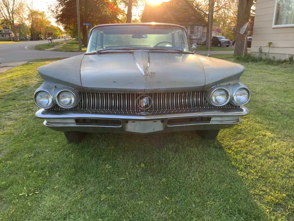 1960 Electra flat top wildcat v8 original paint 1960 Buick Electra 225