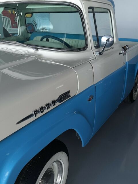 1960 Ford F-100 - photo 3