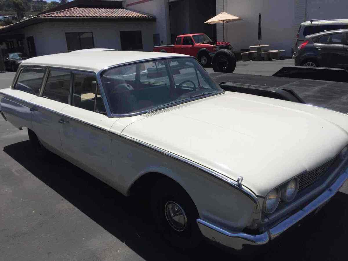 1960 Ford Country Sedan station wagon White RWD Automatic 1960 Ford Country sedan