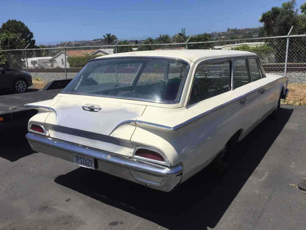 1960 Ford Country sedan - photo 3