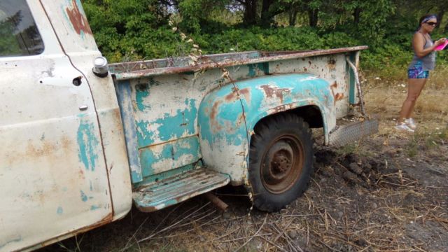 1960 Ford F-250 TRUCK ***NO RESERVE*** - photo 5