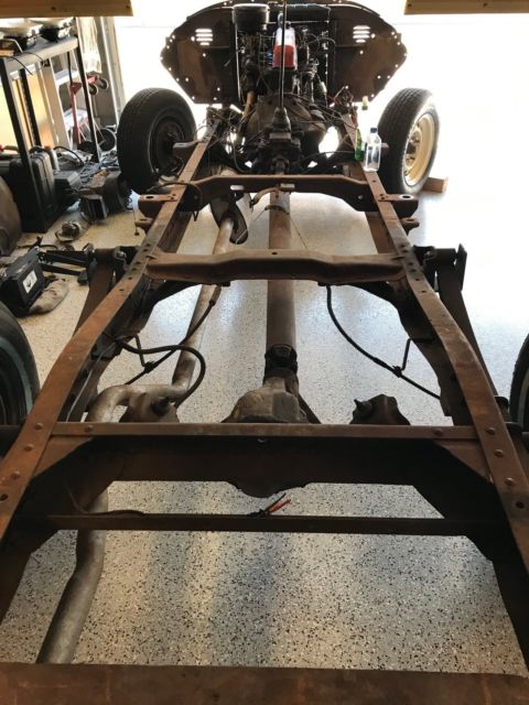 1960 Ford F100 Shortbox Powertrain (only) 1960 Ford F-100