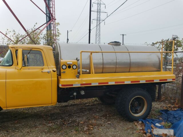 1960 Ford F-550 - photo 6