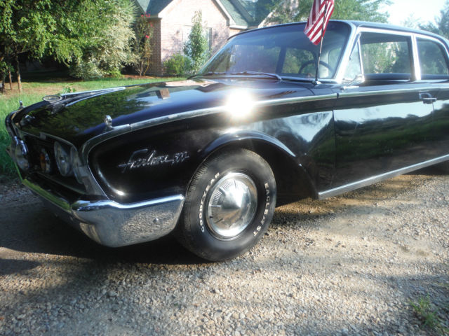 1960 Ford Fairlane 500 - photo 5
