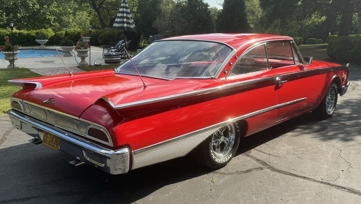 1960 Ford Galaxie Starliner - photo 7