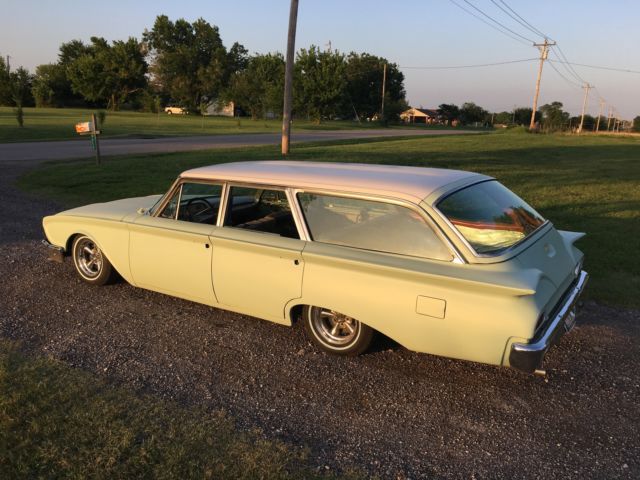 1960 Ford Galaxie Country sedan - photo 4