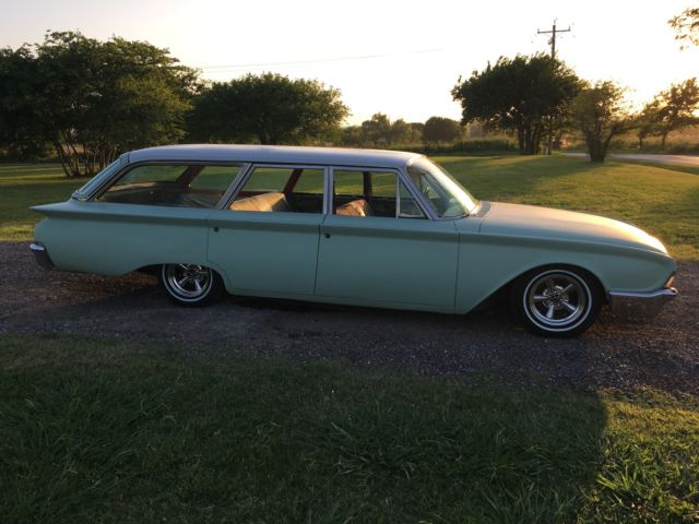 1960 Ford Galaxie Country sedan - photo 6
