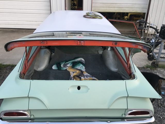 1960 Ford Galaxie Country sedan - photo 9
