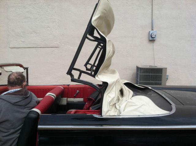 1960 Ford Sunliner Convertible - photo 4