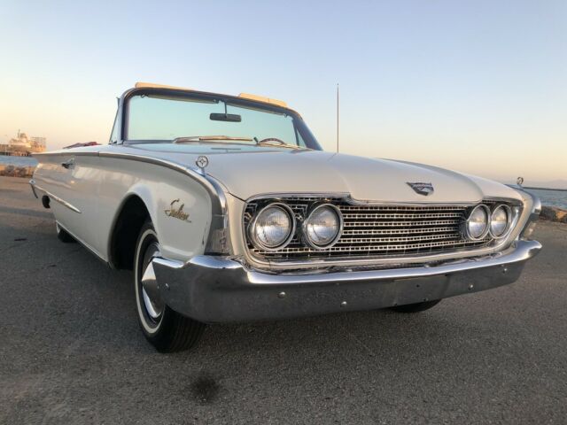 1960 Ford Galaxie Sunliner - photo 2