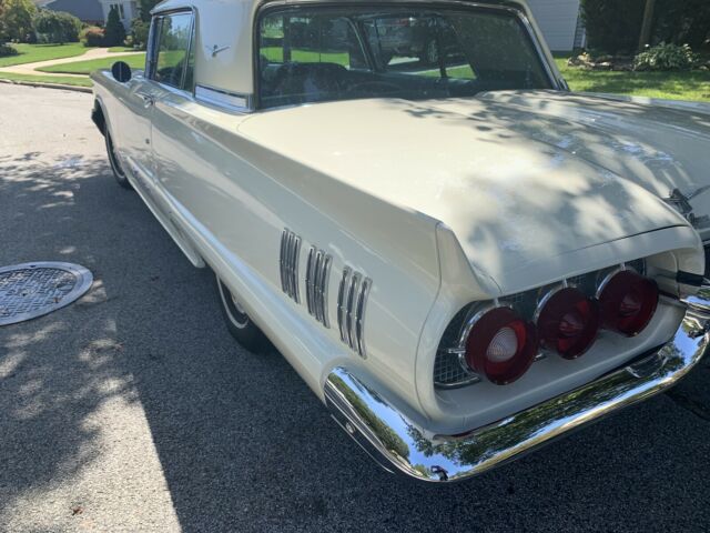 1960 Ford Thunderbird - photo 9