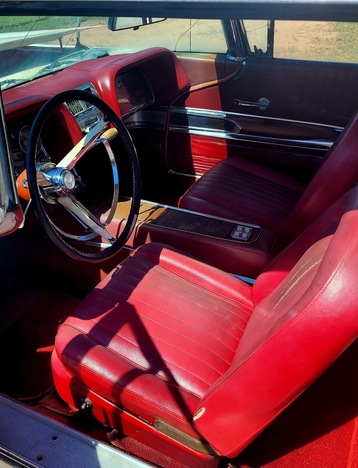 1960 Ford Thunderbird - photo 8