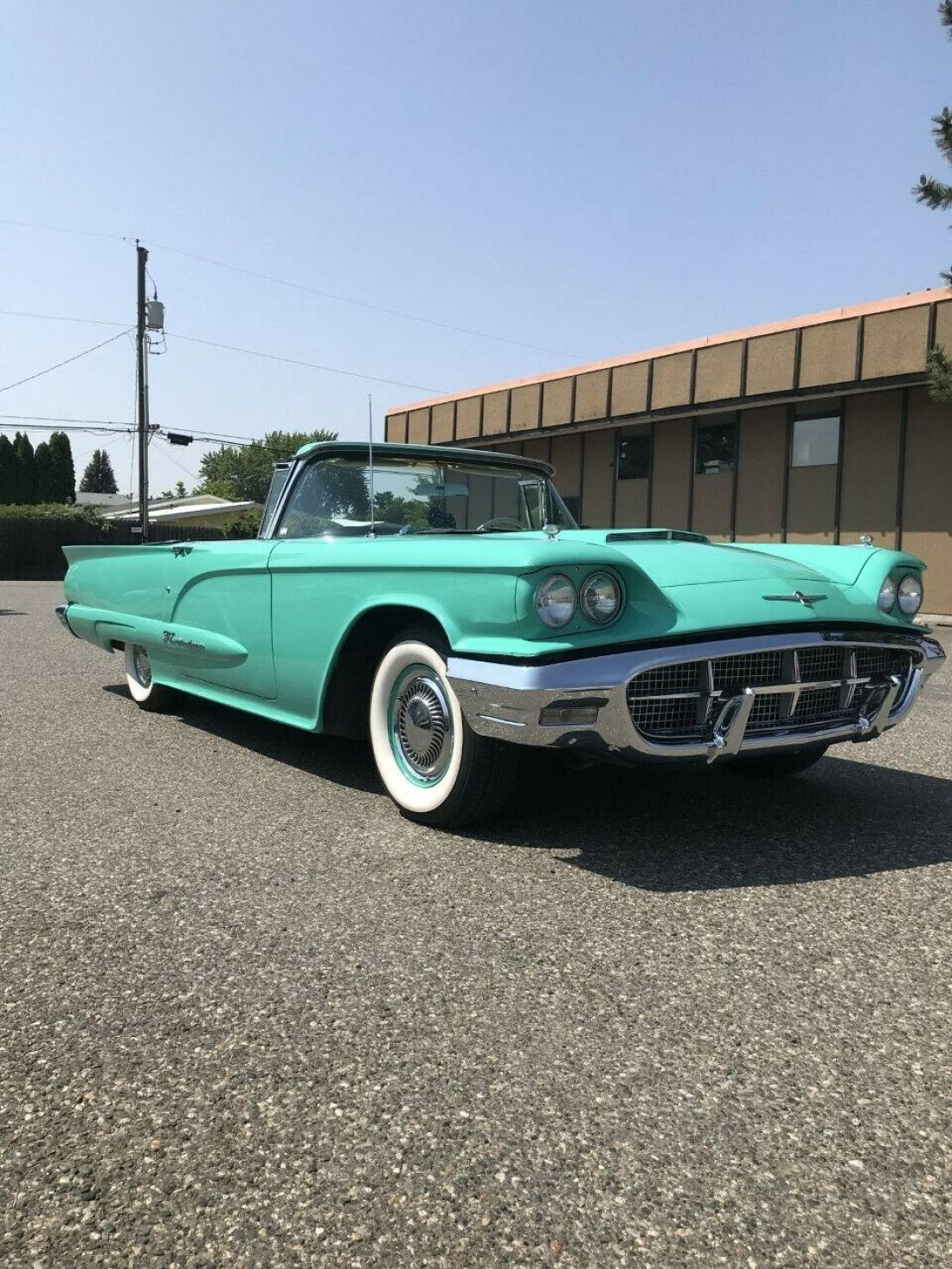 1960 Ford Thunderbird - photo 2