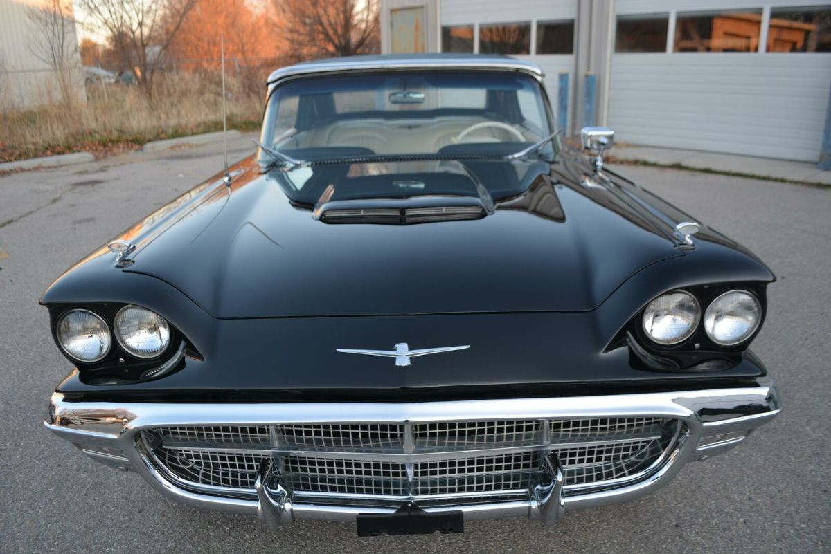 1960 Ford Thunderbird Convertible - photo 3