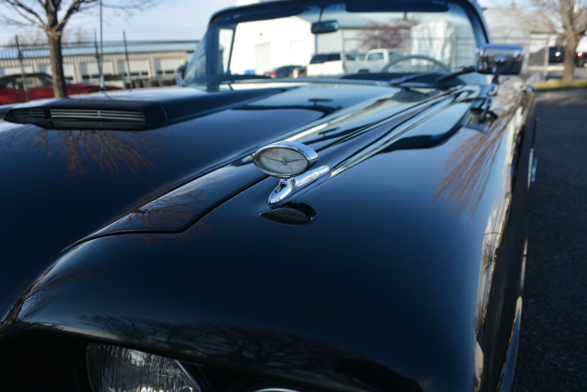 1960 Ford Thunderbird Convertible - photo 5