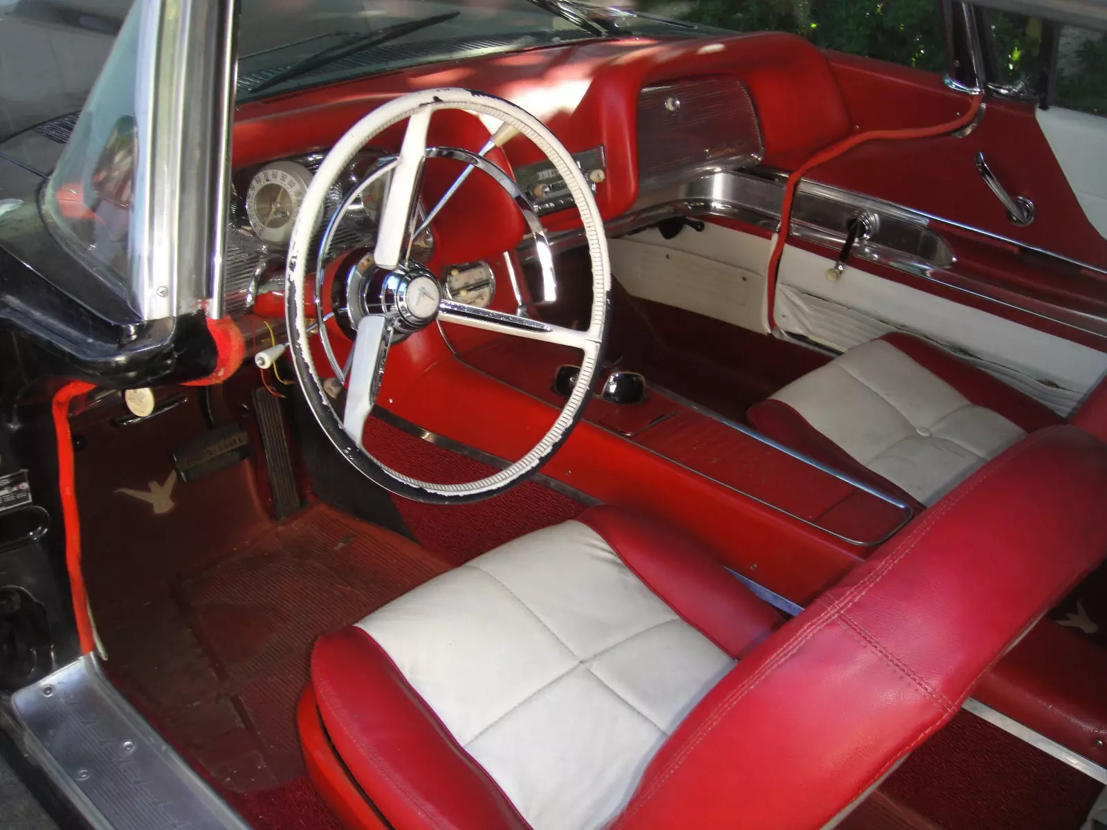 1960 Ford Thunderbird - photo 12