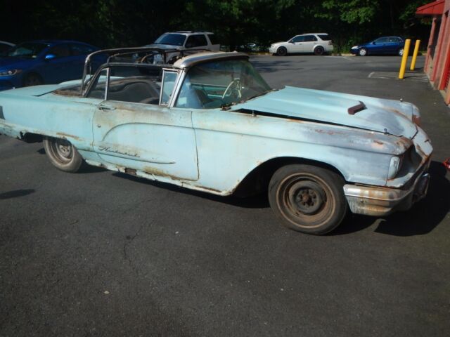 1960 Ford Thunderbird