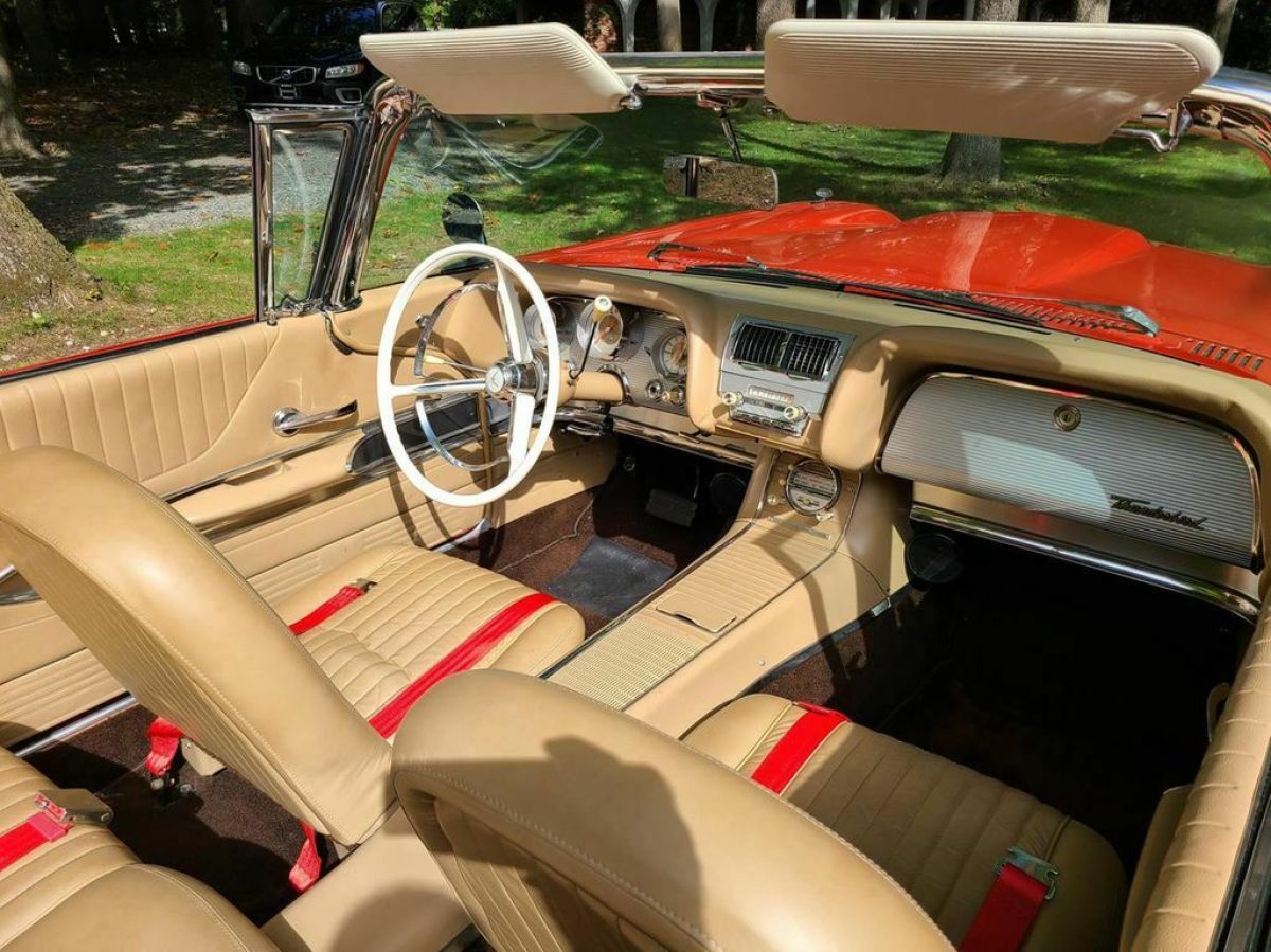 1960 Ford Thunderbird - photo 7