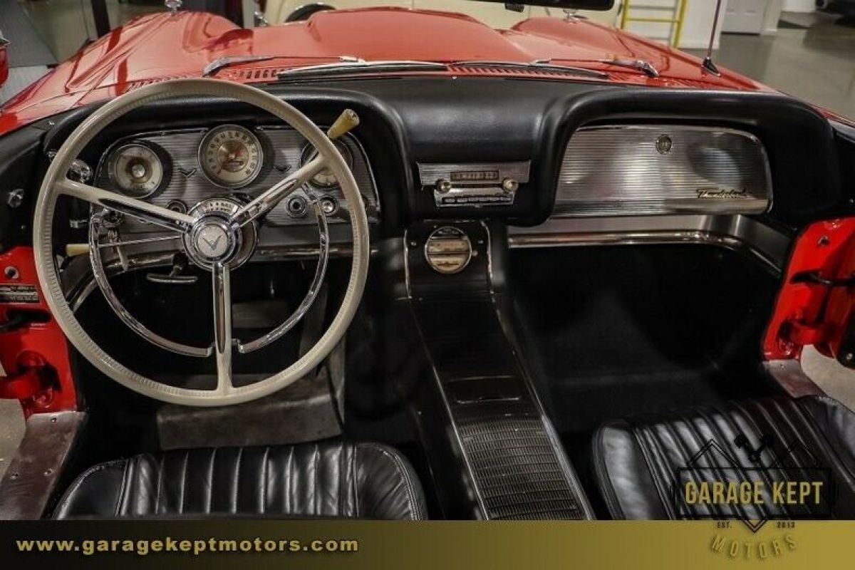 1960 Ford Thunderbird Coupe - photo 4
