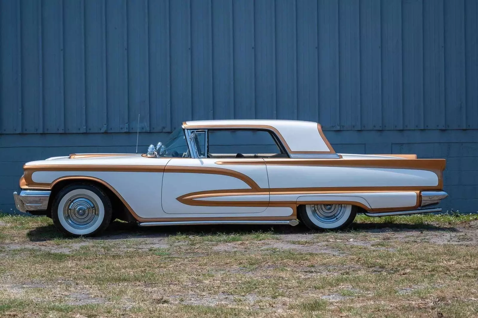 1960 Ford Thunderbird Custom - photo 2