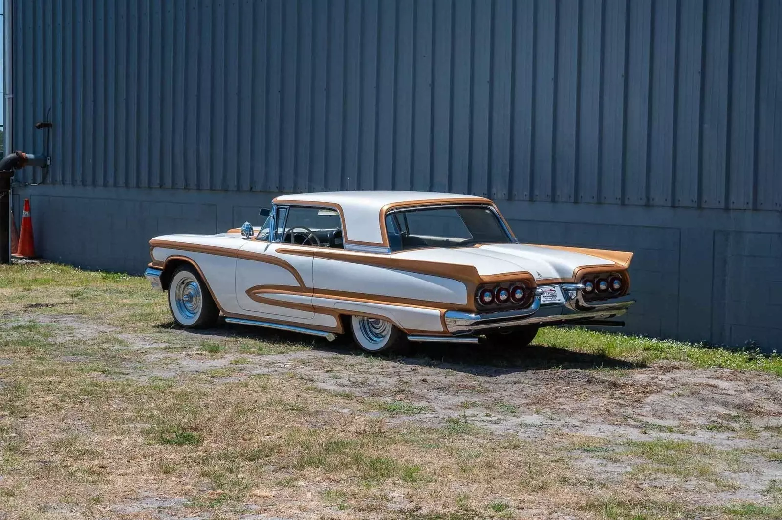 1960 Ford Thunderbird Custom - photo 4