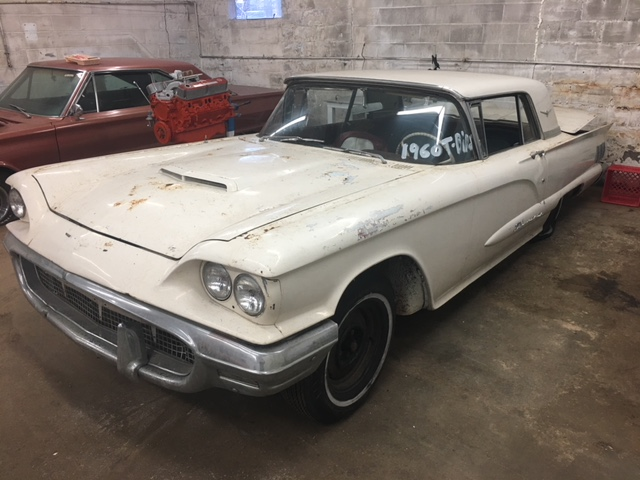1960 Ford Thunderbird - photo 2
