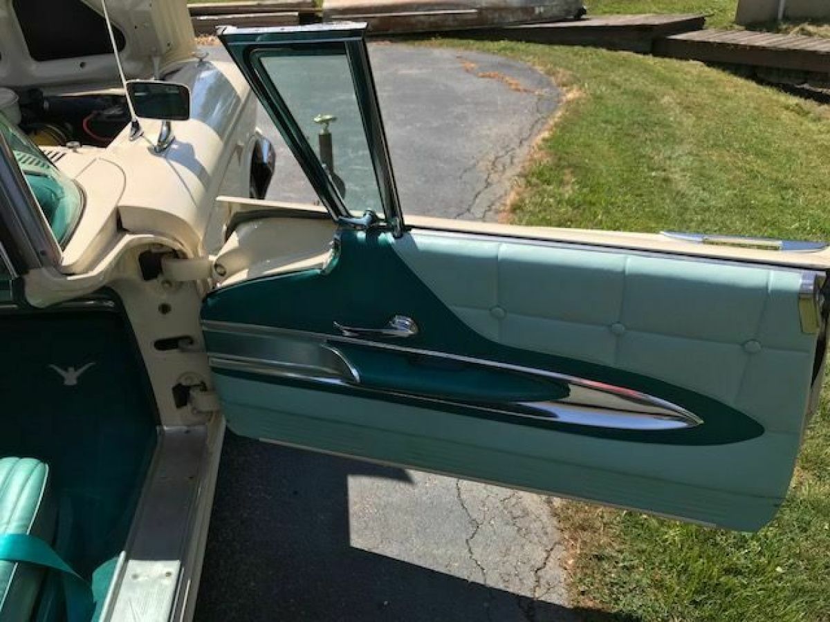 1960 Ford Thunderbird - photo 11