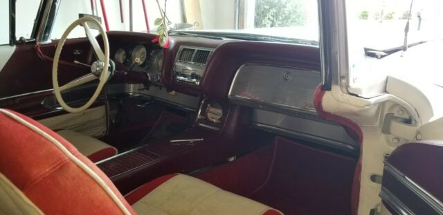 1960 Ford Thunderbird - photo 7