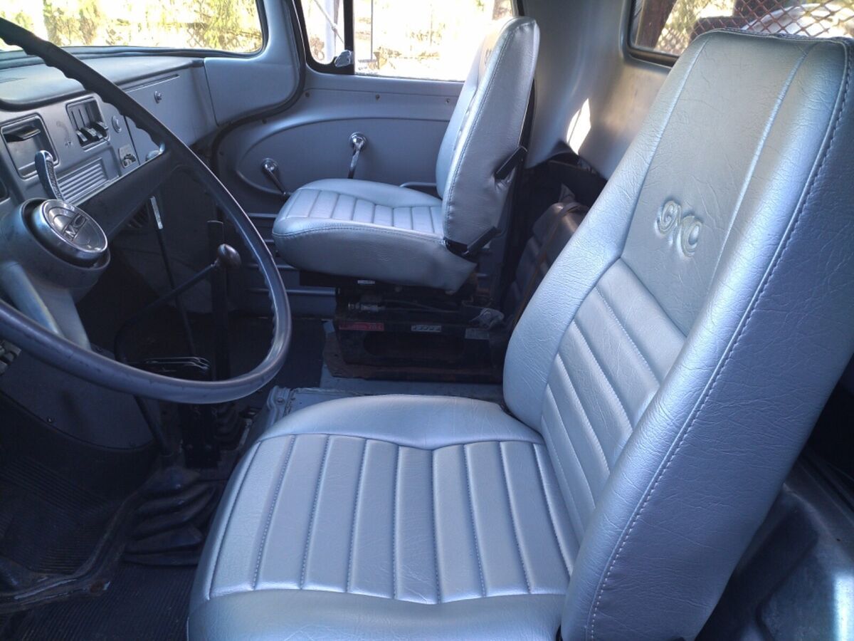 1960 GMC 6000 - photo 10