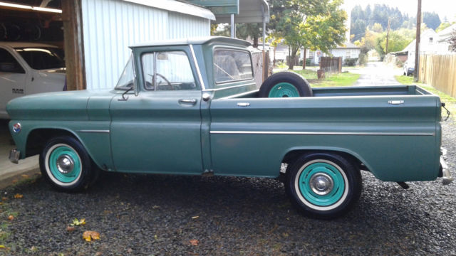 1960 GMC Short Box Pickup with Original V6 Power Glide Automatic 1960 GMC 1500 Deluxe