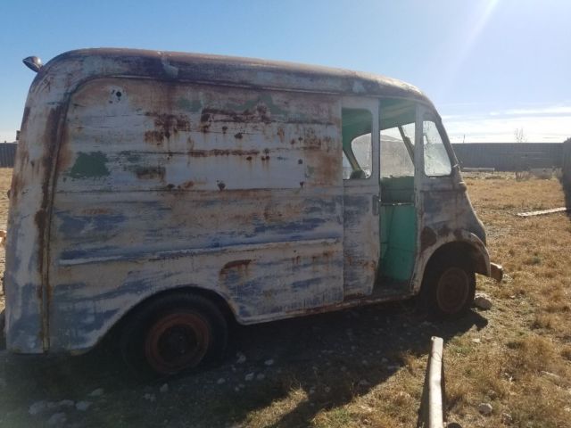 1960 International Harvester Metro Delivery van - photo 2