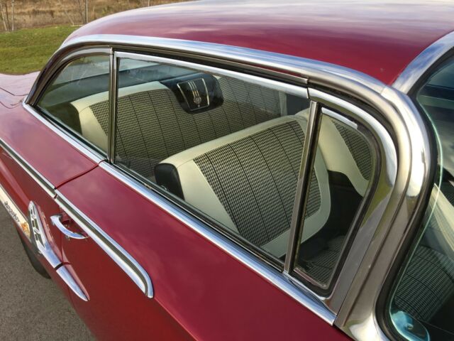 1960 Chevrolet Impala SPORT COUPE BUBBLE TOP RESTOMOD - photo 7