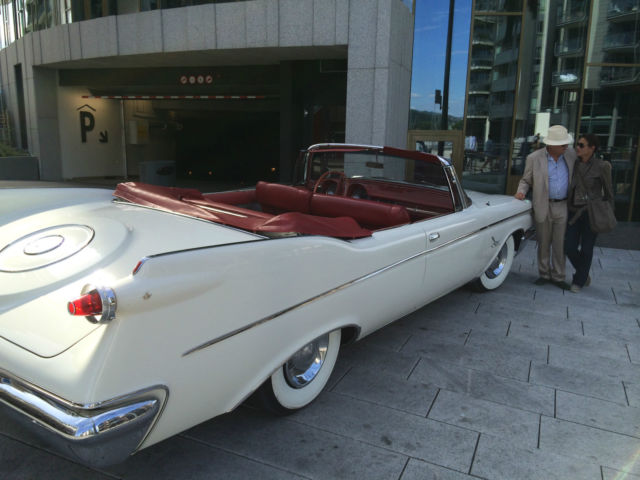 1960 Chrysler Imperial - photo 4