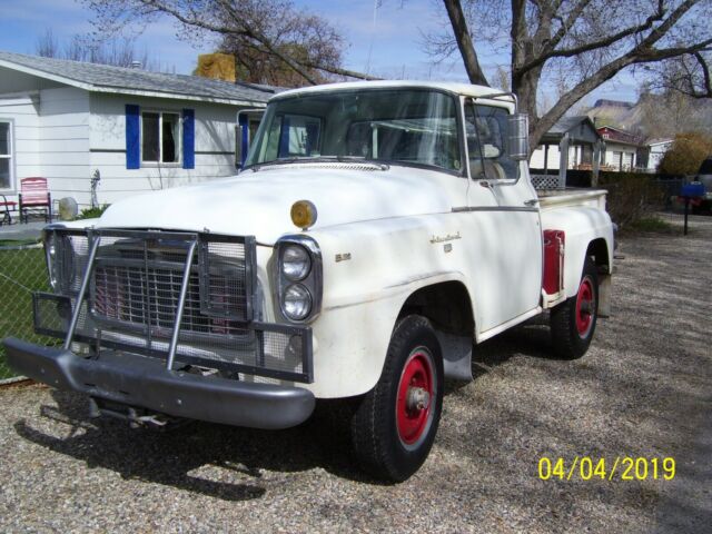 1960 International Harvester B120 custom cab - photo 9