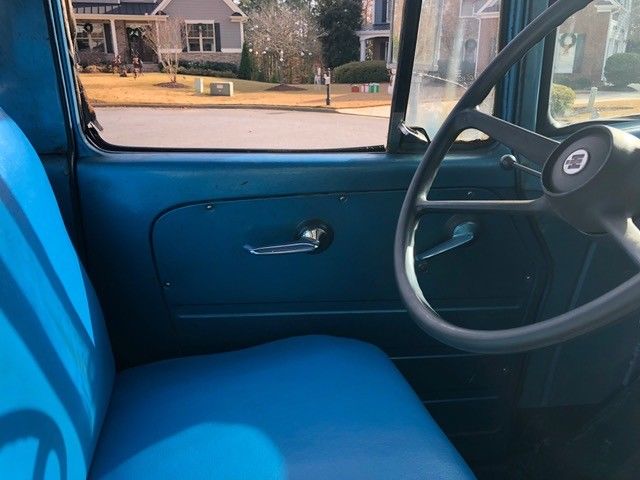 1960 International Harvester B120 - photo 9